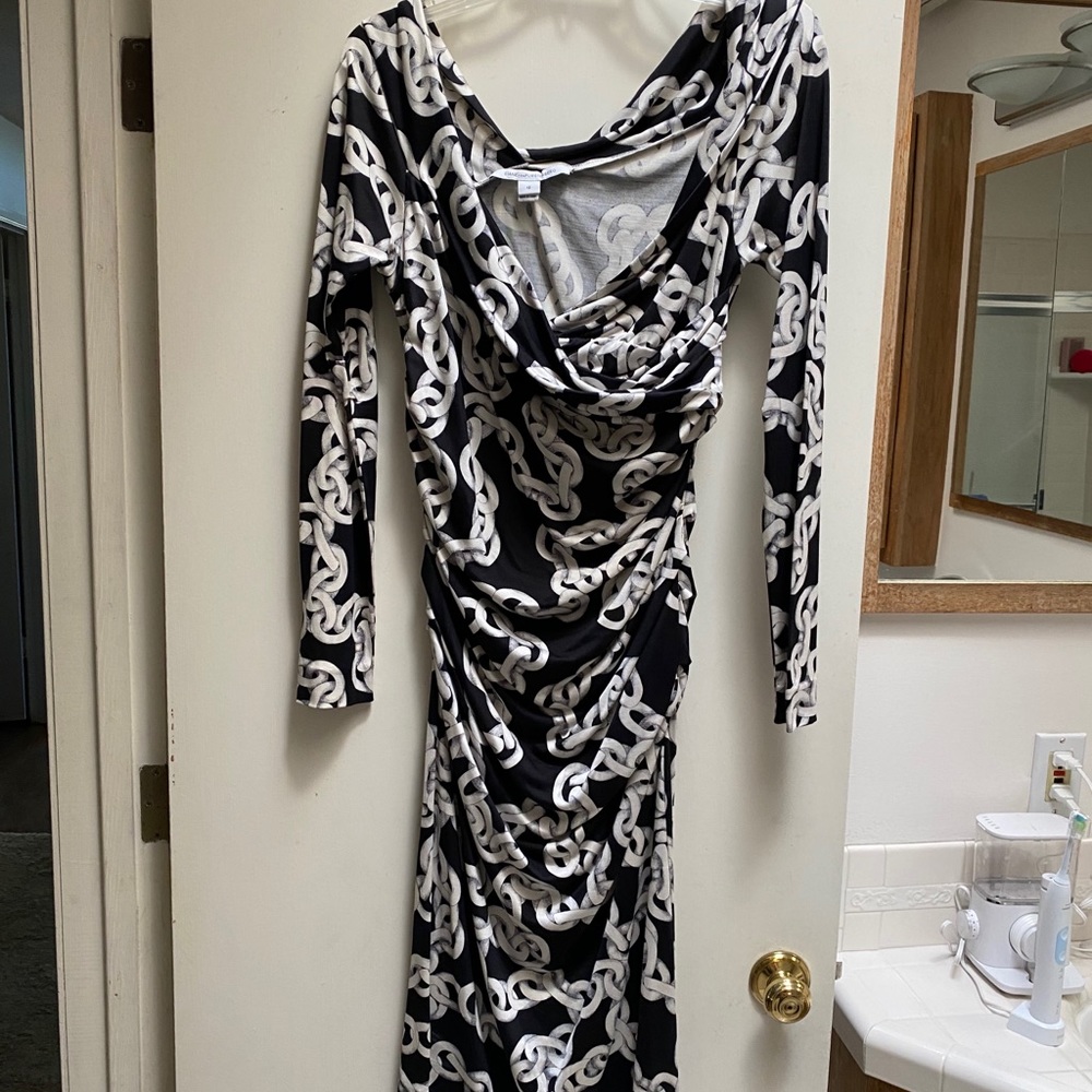 Diane Von Furstenberg midi dress